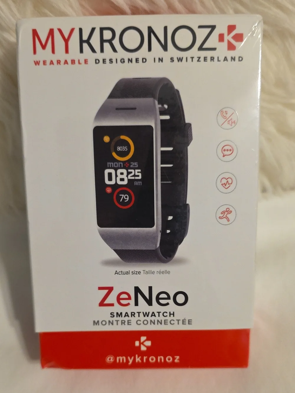 ZeNeo Smartwatch in Black and Silver